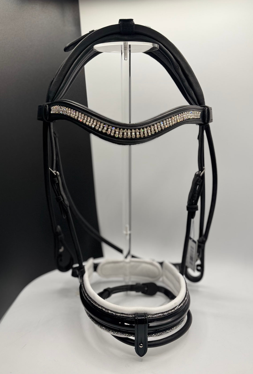 #55 x- Padded Rolled Bridle w/Patent Noseband Sparkle Trim, Channel Crown, Pearl & Crystal Brow, Rolled Reins